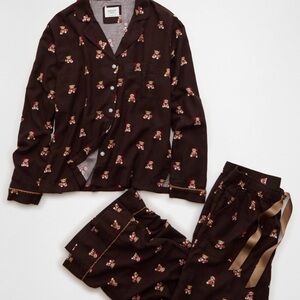 American Eagle Outfitters Brown Bear Print Pajama Set